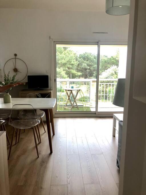 Appartement au coeur des pins, plage à 400 mètres Les Sables-dʼOlonne Extérieur photo